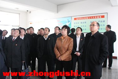 微山縣人民法院院長馮燕杰來汶上法院考察交流