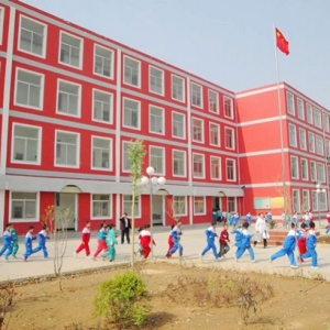 “5.12”汶川地震兩周年：汶上縣舉行百校師生應(yīng)急避險(xiǎn)大演練