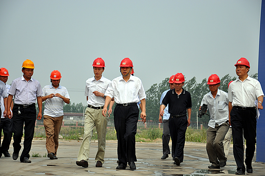 濟寧市政府副市長周洪到汶上縣調(diào)研重點工業(yè)項目建設(shè)和工業(yè)經(jīng)濟運行情況