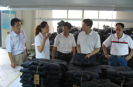 汶上縣總工會(huì)主席陳波到苑莊鎮(zhèn)、義橋鎮(zhèn)督導(dǎo)“六好”鄉(xiāng)鎮(zhèn)工會(huì)建設(shè)工作