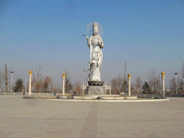 實(shí)拍佛都汶上大寶相寺的“悟空佛牙” - 張子涵 - 張子涵的博客