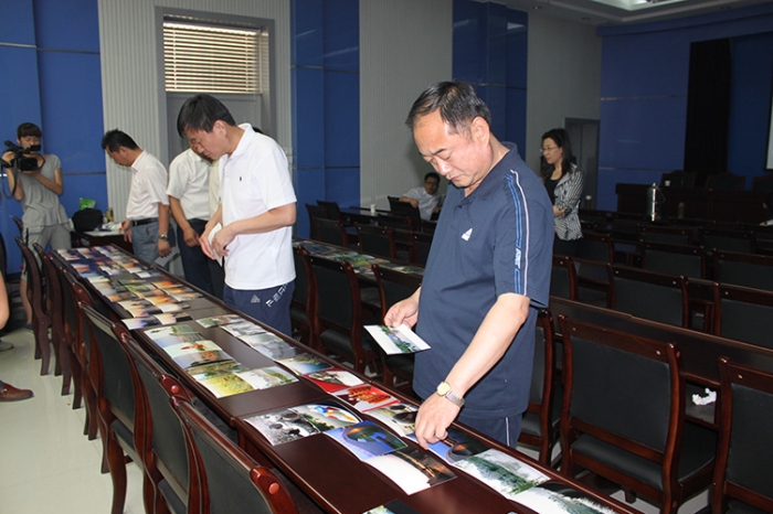 2012年汶上縣攝影家協(xié)會活動評比現(xiàn)場花絮