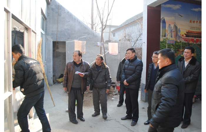 縣總工會(huì)到南站鎮(zhèn)鵝河村走訪慰問(wèn)困難群眾