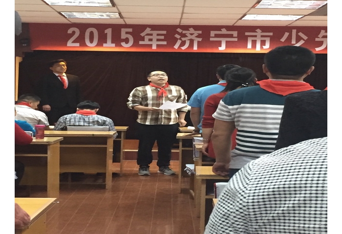 讓祖國的花朵健康綻放——少先隊輔導員 忙“充電”