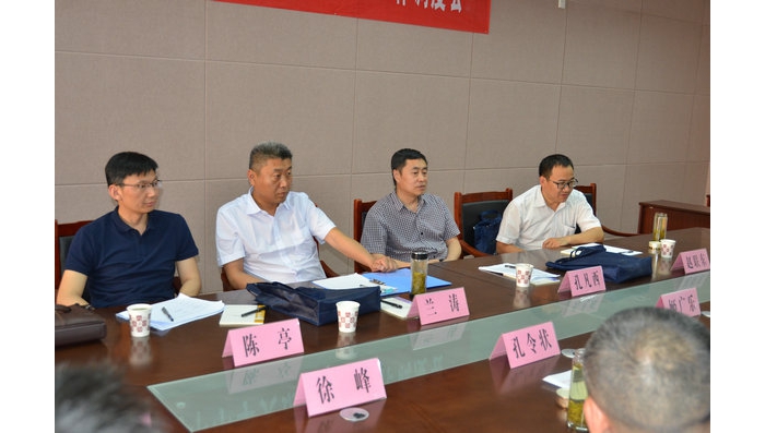 市住建局、市教育局聯(lián)合督查組對我縣在建大班額建設(shè)項目進(jìn)行督導(dǎo)檢查