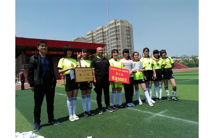 我縣在濟(jì)寧市第三屆“市長杯”校園足球比賽中勇創(chuàng)佳績