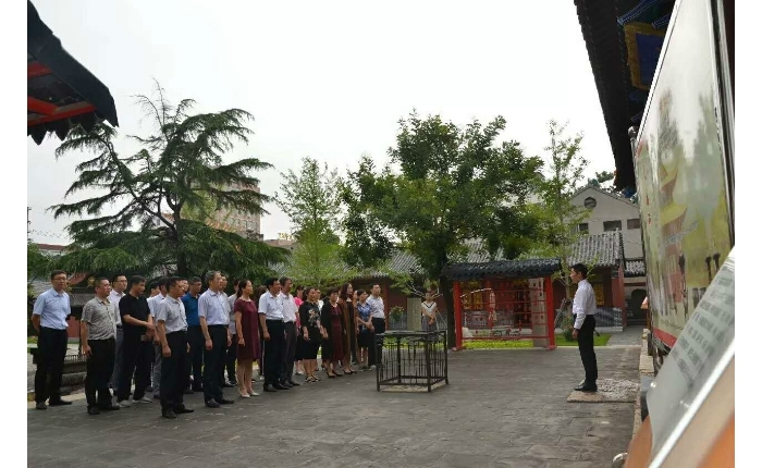 汶上縣人民政府 工作動(dòng)態(tài) 縣人社局開展黨員政德教育活動(dòng)