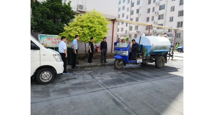 汶上縣人民政府 工作動(dòng)態(tài) 縣住房保障中心督導(dǎo)各物管小區(qū)大氣污染防治工作