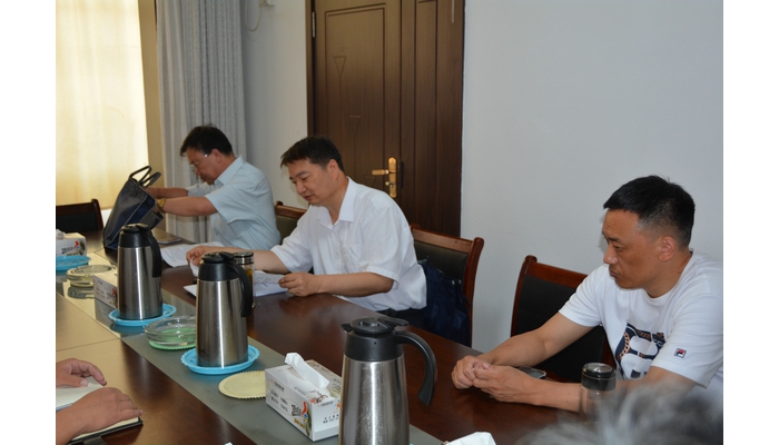 市教育局督導(dǎo)組對汶上縣“三大活動”開展情況進(jìn)行督導(dǎo)檢查