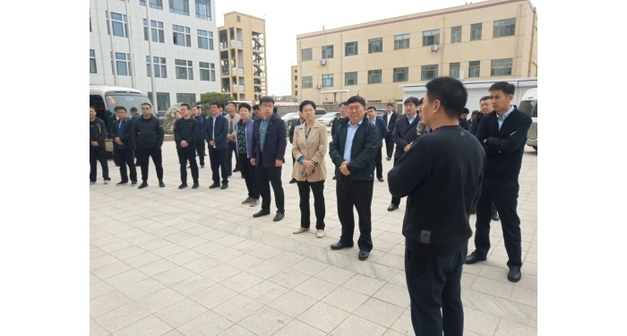 縣委書(shū)記李志紅陪同德州市樂(lè)陵市考察團(tuán)到汶上縣參觀考察