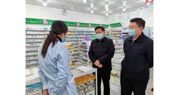 縣政府領(lǐng)導(dǎo)林鴻督導(dǎo)檢查冷鏈食品及藥店疫情防控工作