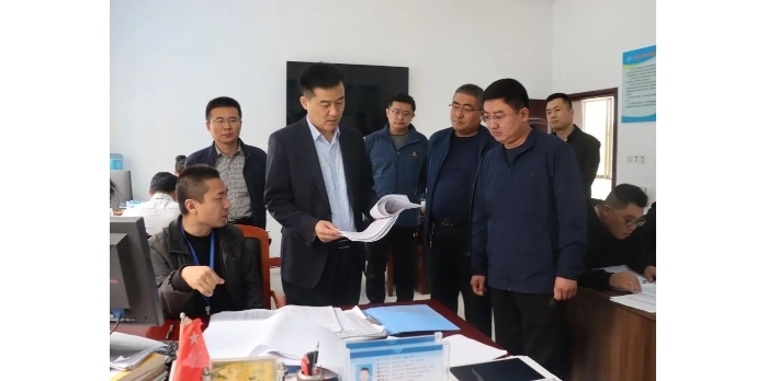 縣委常委、副縣長魏中齊視察汶上縣普查登記工作